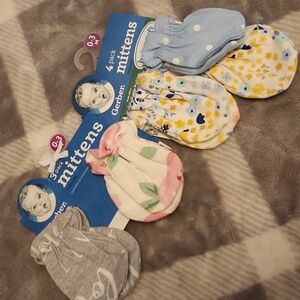 Gerber Mittens